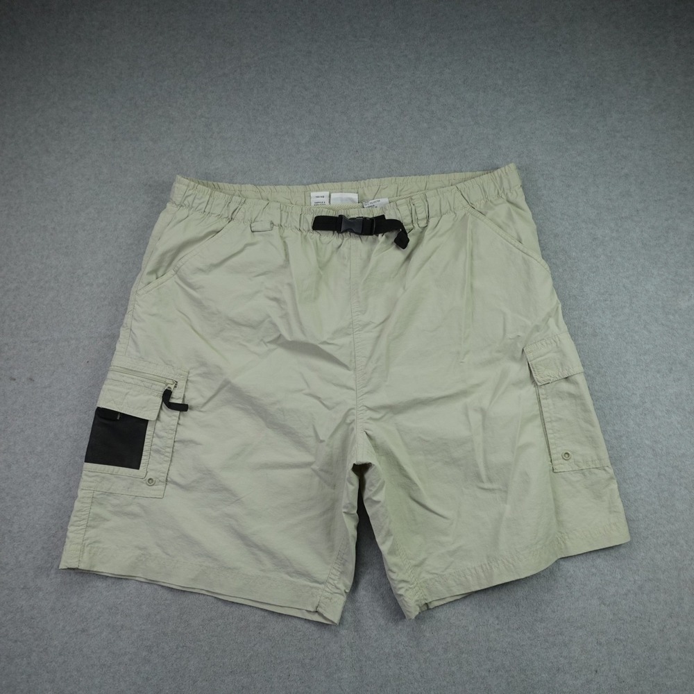 World Wide Sportsman Shorts Mens XL Beige Cargo Outdoor Fishing Nylon